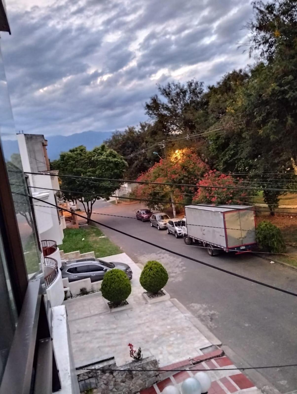 Apartahotel Kelly Кали Экстерьер фото